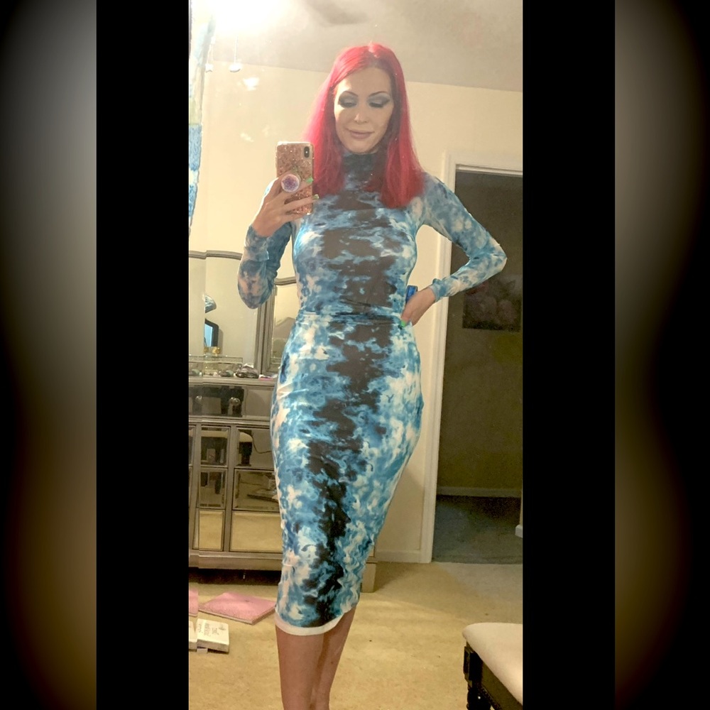 Afrm tie dye midi dress. Includes slip. Sz s